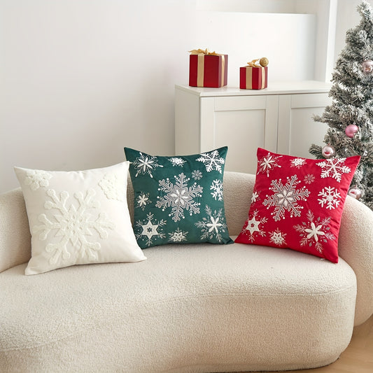 1 Festive Snowflake Throw Pillow Cover in Traditional Style with Zipper Closure, made of Polyester, Spot Clean Only - Ideal for Cozy Living Room Decor in Green, White, and Red, perfect for Christmas.