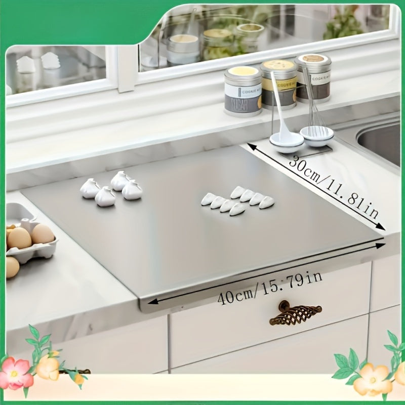 Stainless Steel Cutting Board - Heavy Duty and Non-Slip, Ideal for Cutting Meat, Fruits, Vegetables, and Bread. Measures 39.98cm*49.99cm or 49.99cm*59.99cm. Features Anti-Mildew Properties and is Durable. Perfect for Use as a Countertop Protector in Home