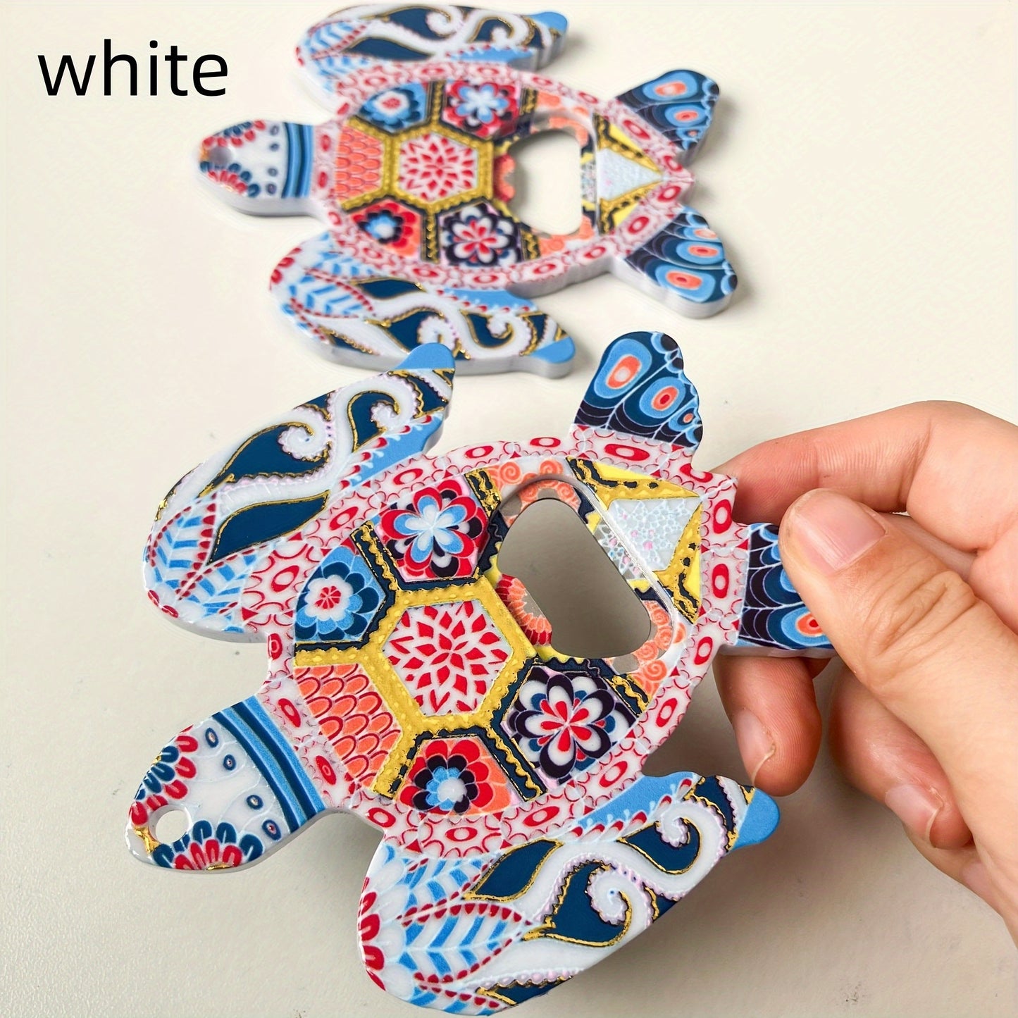 Magnetic tortoise-shaped bottle opener - Ideal gift and fun kitchen accessory for refrigerators.