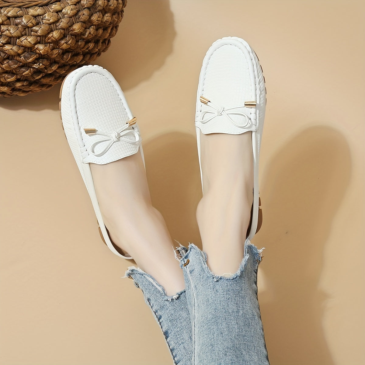 Spring and summer headless half-slippers for women, featuring a hand-sewn bow and slip-on design.