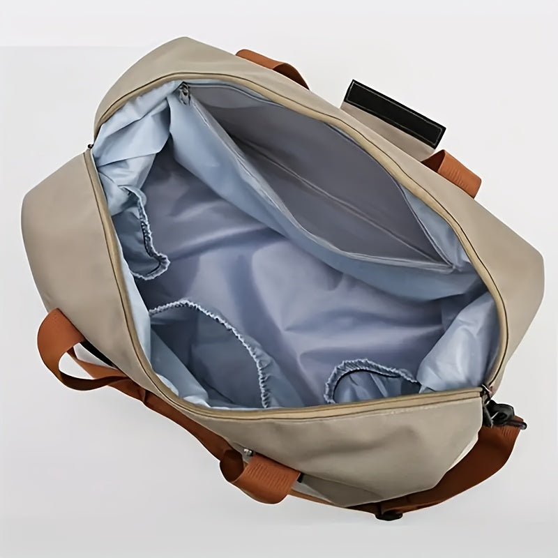 Spacious travel duffel bag with lightweight design, featuring durable zippers. Ideal for yoga, outdoor activities, and training.