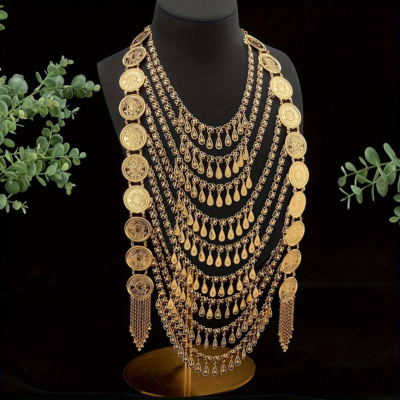 Elegant Arabian-Inspired Jewelry Set for Women, Featuring Luxurious Copper and Golden Plating. Includes Bridal Necklace and Earrings, Perfect for Year-Round Fashion and Special Occasions Such as Music Festivals and Ramadan Celebrations. Ideal for Daily