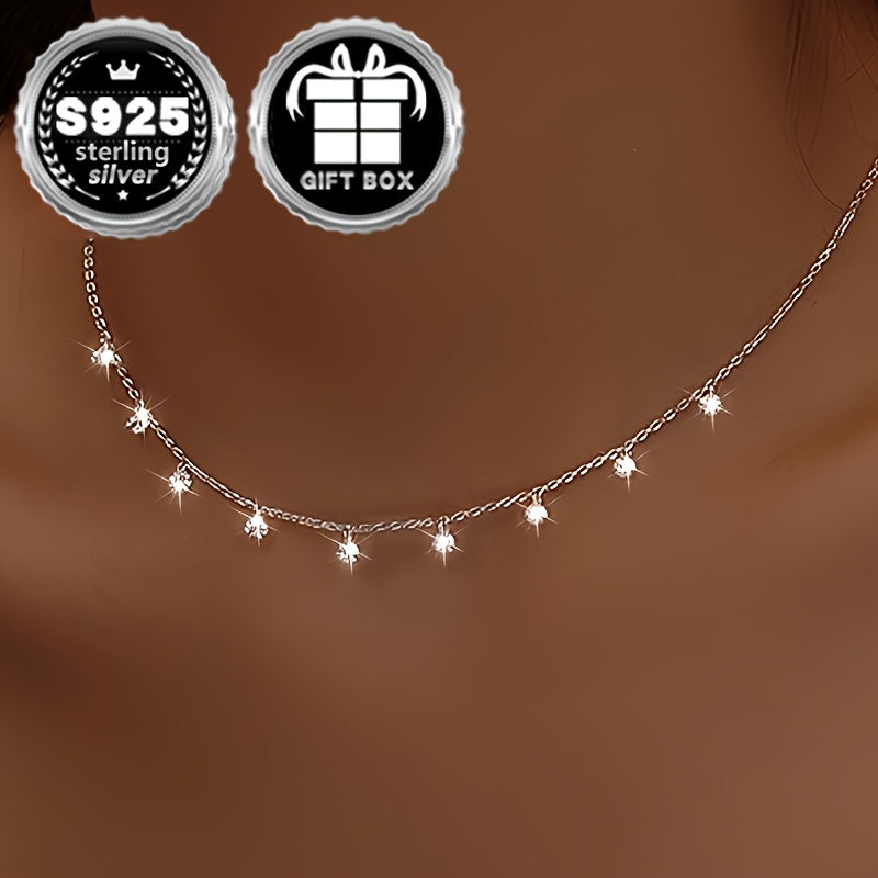 Stylish Clavicle Chain Necklace in 925 Sterling Silver with Sparkling Cubic Zirconia Pendant, Comes in a Gift Box - Ideal for Everyday or Special Occasions, Lightweight at 1.7 Grams, Synthetic Zirconia, Trendy Fashion Piece for Women