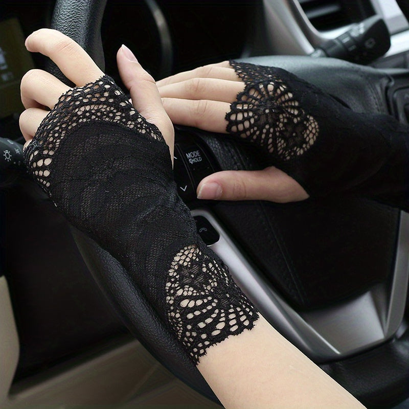 Geometric lace half finger wrist sleeves with thumb hole for summer sunscreen protection.