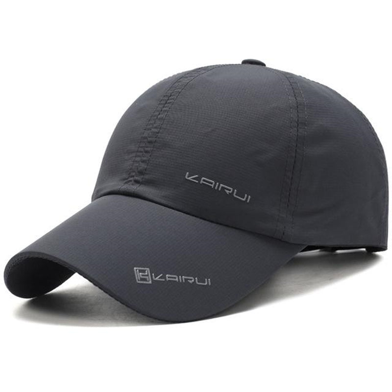 Stay stylish and protected this summer with our Men's Waterproof and Breathable Thin Baseball Cap. Available in 5 vibrant colors and a small size, it makes an ideal choice for gifts.