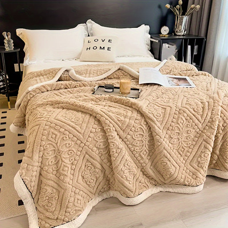 Luxurious Contemporary Carved Velvet Bed Blanket - Thickened Winter Warmth Throw, 350G, Knitted Polyester, All-Season Comforter with Unique Pattern, Machine Washable, Perfect Christmas Gift