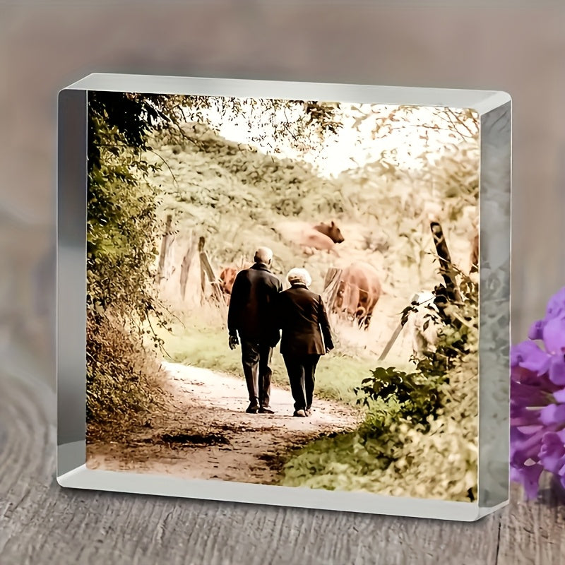 Customize your memories with a personalized full-frame square acrylic photo frame. This transparent display will keep your picture memories alive as unique souvenirs.