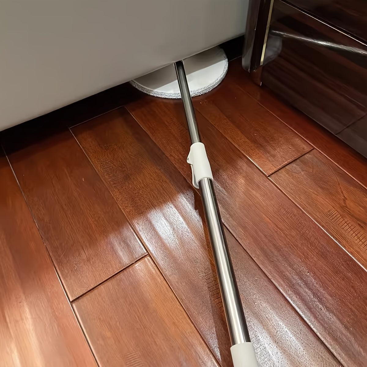 Portable home floor mop with rotating ABS stainless steel head and super fine fiber mop pad, perfect for cleaning in living rooms, bedrooms, bathrooms, kitchens, and toilets. Comes in a convenient 1PC pack.