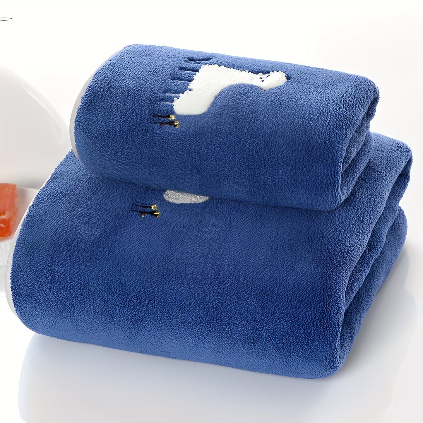 Get 2 Christmas Halloween Gifts with this adorable Alpaca Towel Bath Towel Set. Super soft and cute, it can also double as a blanket. Made from skin-friendly materials, this set is super absorbent and perfect for gifting this Christmas.