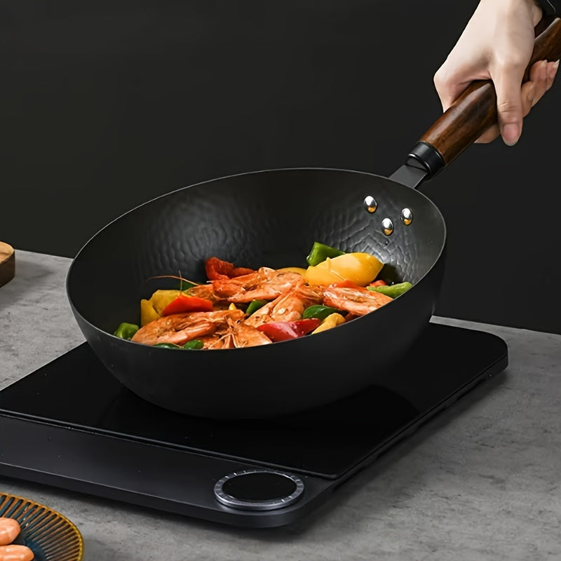 Durable Cast Iron Wok - 27.94cm Hammered Non-Stick Deep Frying Pan, Hand-Forged for Induction, Gas, Electric, and Halogen Cookers - Versatile Kitchen Cookware