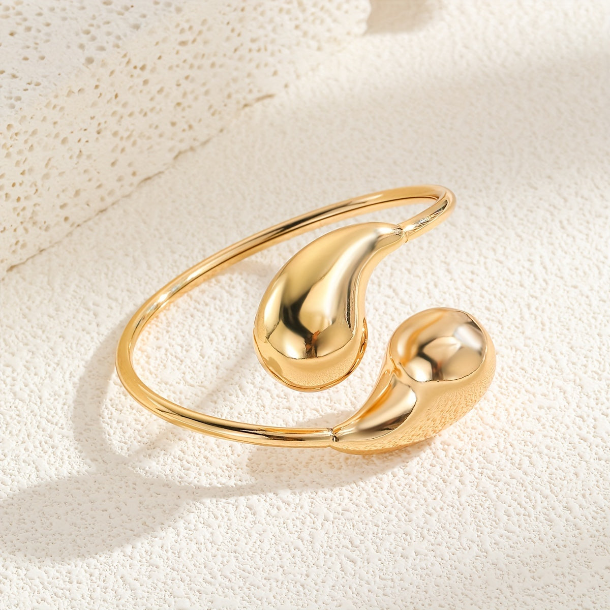 Retro-Inspired Adorable Teardrop Bangle Bracelet - Made with 304 Stainless Steel, in a Gorgeous Gold Tone with a Spring Clasp and Open Cuff Design - Perfect for Everyday Wear and Gift Giving