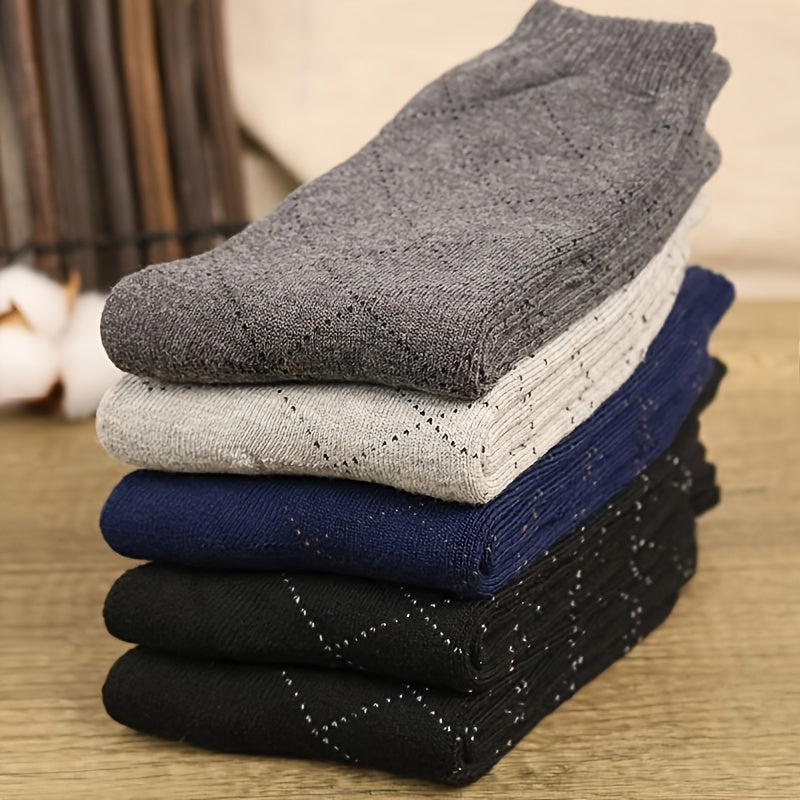 5 Pairs of Men's Patterned Crew Socks for Winter Outdoor Activities