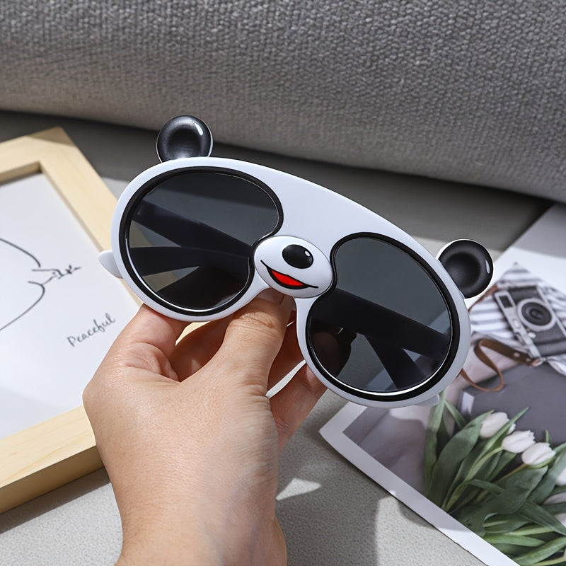 Outdoor Cartoon Panda Glasses for Kids, with Optional Glasses Case, a Cute and Fashionable Gift for Children.