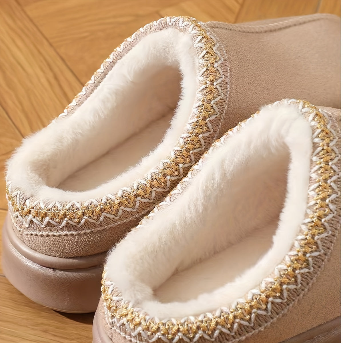 Winter slip-on slippers with cozy fabric, EVA sole, and machine washable design for both men and women.