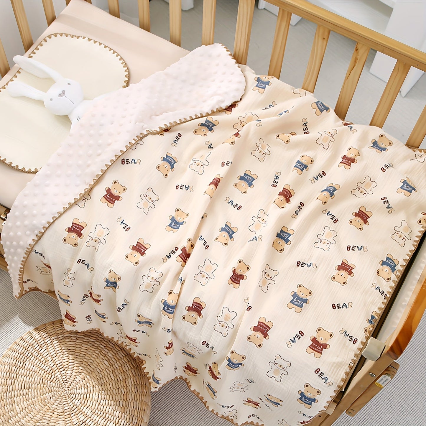 All-Season Comfort Blanket with Air Conditioning, Ideal for Spring and Summer Use