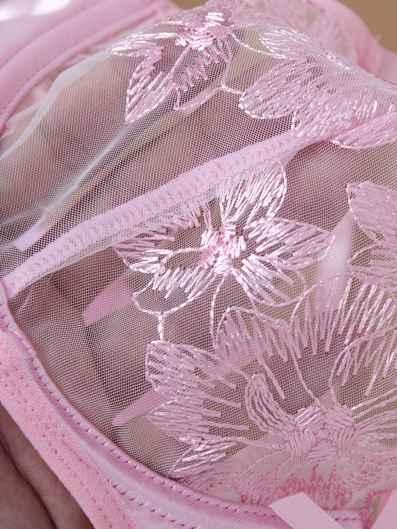 Valentine's Day gift: Cute pink flower embroidery lingerie set for women.