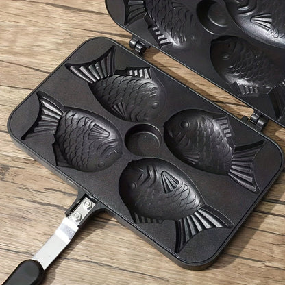 Single Taiyaki Maker with double sided non-stick fish-shaped cake pan measuring 23.98cm x 14.48cm. Can also be used as a bread maker and 4-cup pancake maker. A versatile baking tool that is a must-have in any kitchen, perfect for creating delicious