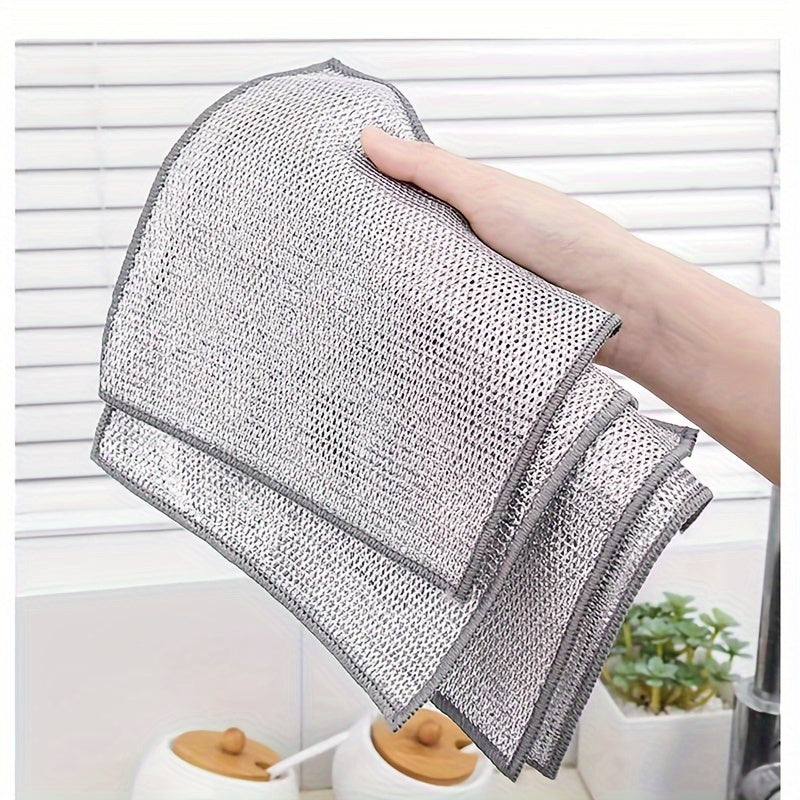 Pack of five silver nylon dishwashing cloths with scratch-resistant contemporary design. These woven square kitchen towels are perfect for cleaning outdoor spaces, bathrooms, and patio furniture.