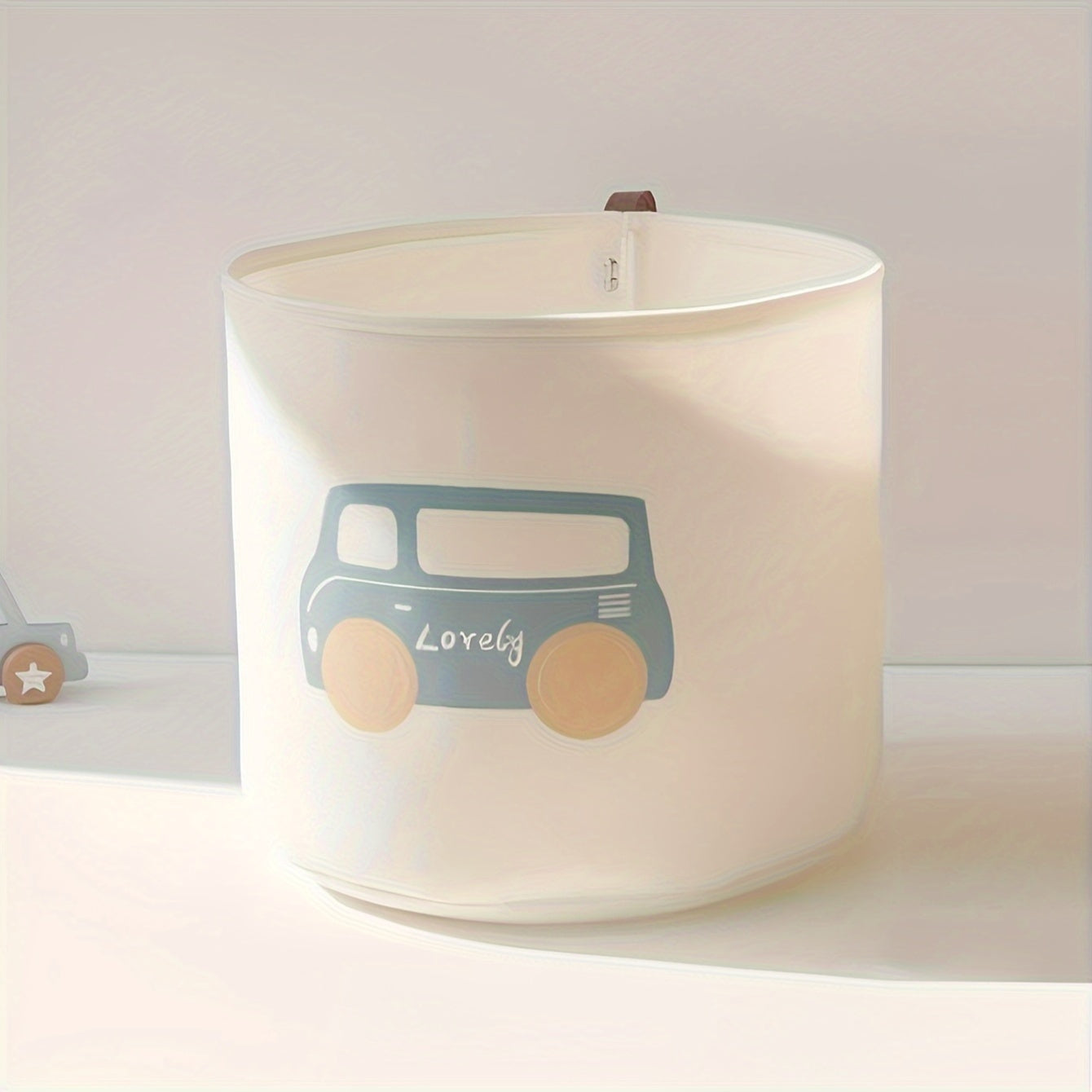 One piece of car-themed large capacity toy storage basket that can also be used to store dirty clothes, and is foldable.