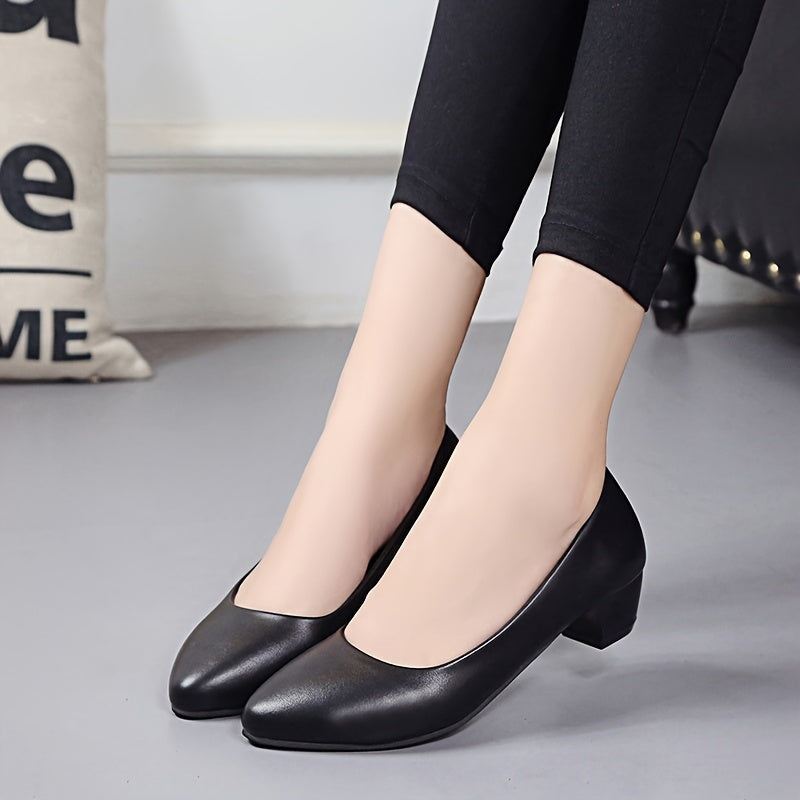 Stylish black pumps with medium heel, great for work and daily wear, comfortable for long periods, ideal for women and mothers.