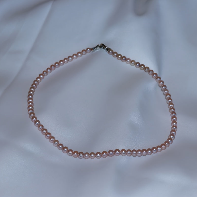 Elegant Gift: Genuine Freshwater Pearl Necklace (5-6mm) in S925 Sterling Silver, Complete with Jewelry Box. No Plating - Ideal for Daily Wear or Valentine's Day. Luxurious and Timeless.