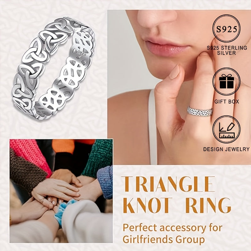 The Trinity Knot Hollow Ring in 925 Sterling Silver offers an elegant Celtic-inspired design. This fashionable and alluring piece of jewelry is the perfect gift for women and siblings, and comes beautifully presented in a gift box.