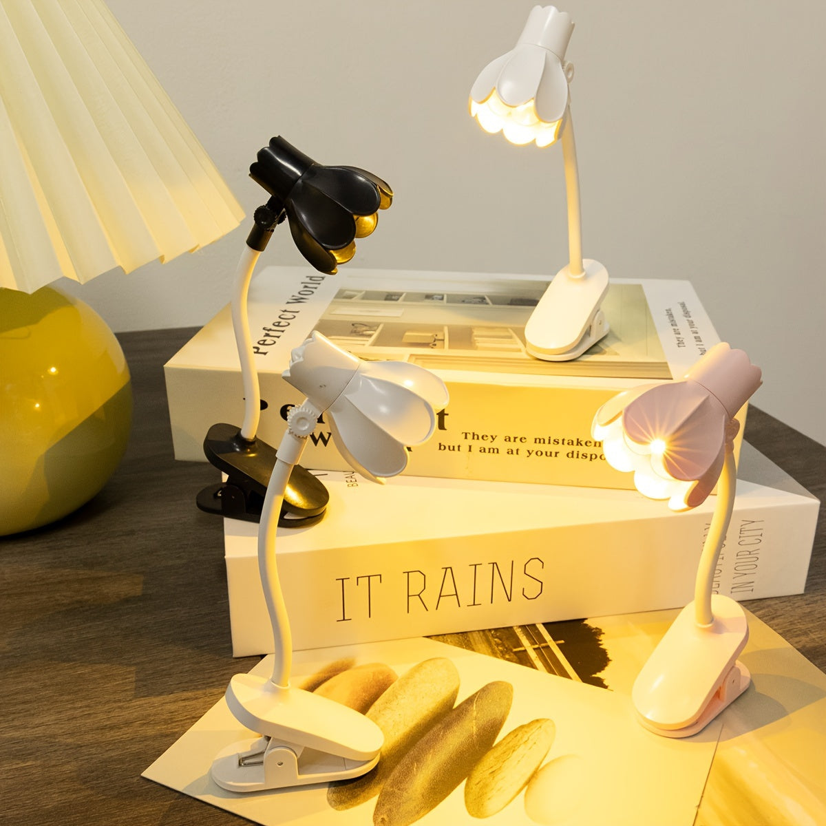 Led book clip lamp in petal shape, mini decorative desk lamp - perfect gift for birthdays or holidays.