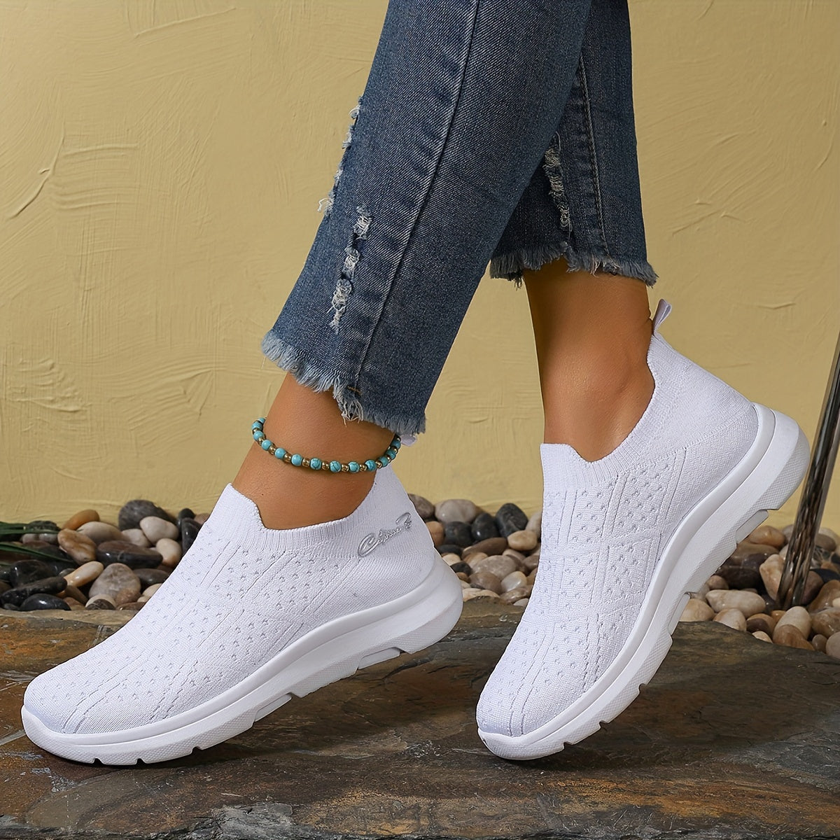 Women's Breathable Knit Slip-On Sneakers with Diamond Pattern Design, Lightweight and Soft Sole, Low-Top, All-Season Comfort, Cute Shoes.