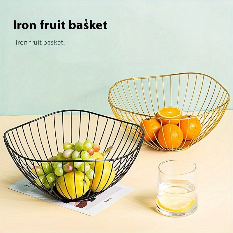 Rust-resistant golden metal wire fruit basket with non-drip mesh design, ideal for storing fruits in kitchen or living room décor.