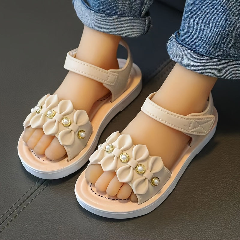 New in 2025: Girls' summer sandals with princess floral design, non-slip PVC sole, magic tape closure. For toddlers 1-5 years old. Perfect for beach days.