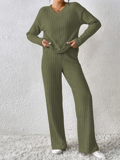 Women's Ribbed Lounge Set, Drop Shoulder V Neck Top & Pants, Relaxed Fit for Fall & Winter