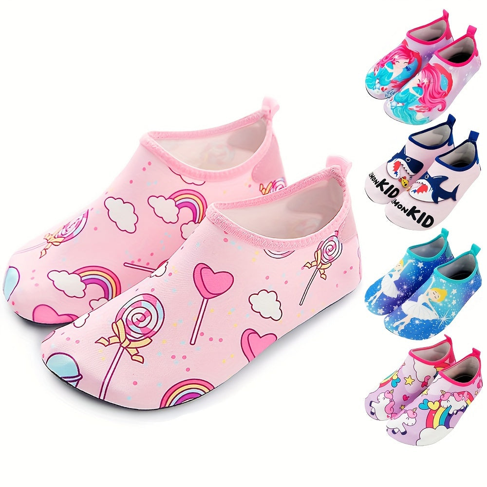 Lightweight slip-on beach aqua socks for girls, quick-drying and non-slip.