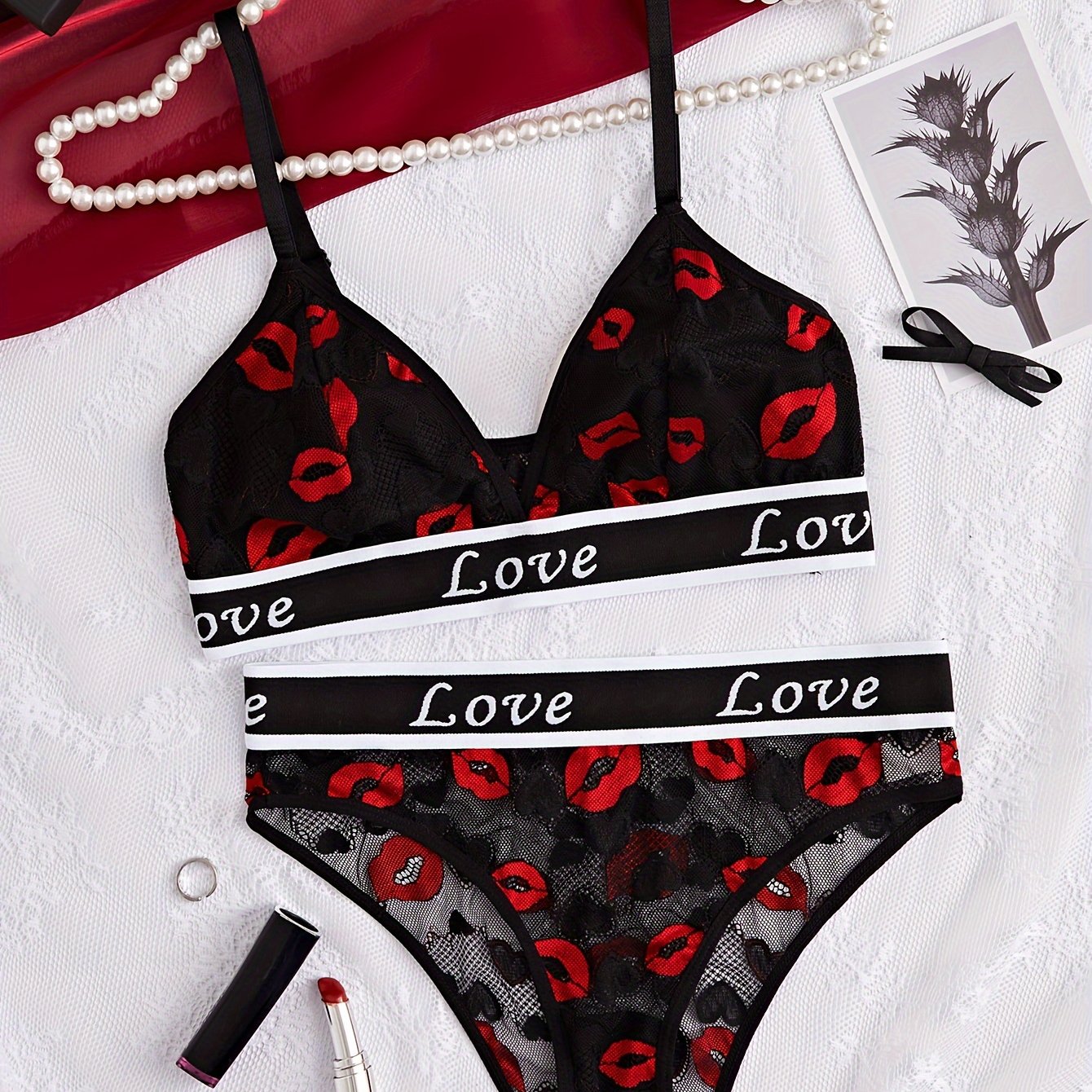 Letter & Lip Print Contrast Trim Lingerie Set for Women