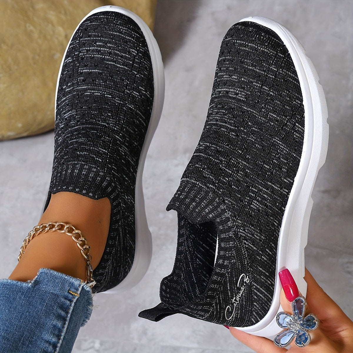 Women's Breathable Knit Slip-On Sneakers with Diamond Pattern Design, Lightweight and Soft Sole, Low-Top, All-Season Comfort, Cute Shoes.