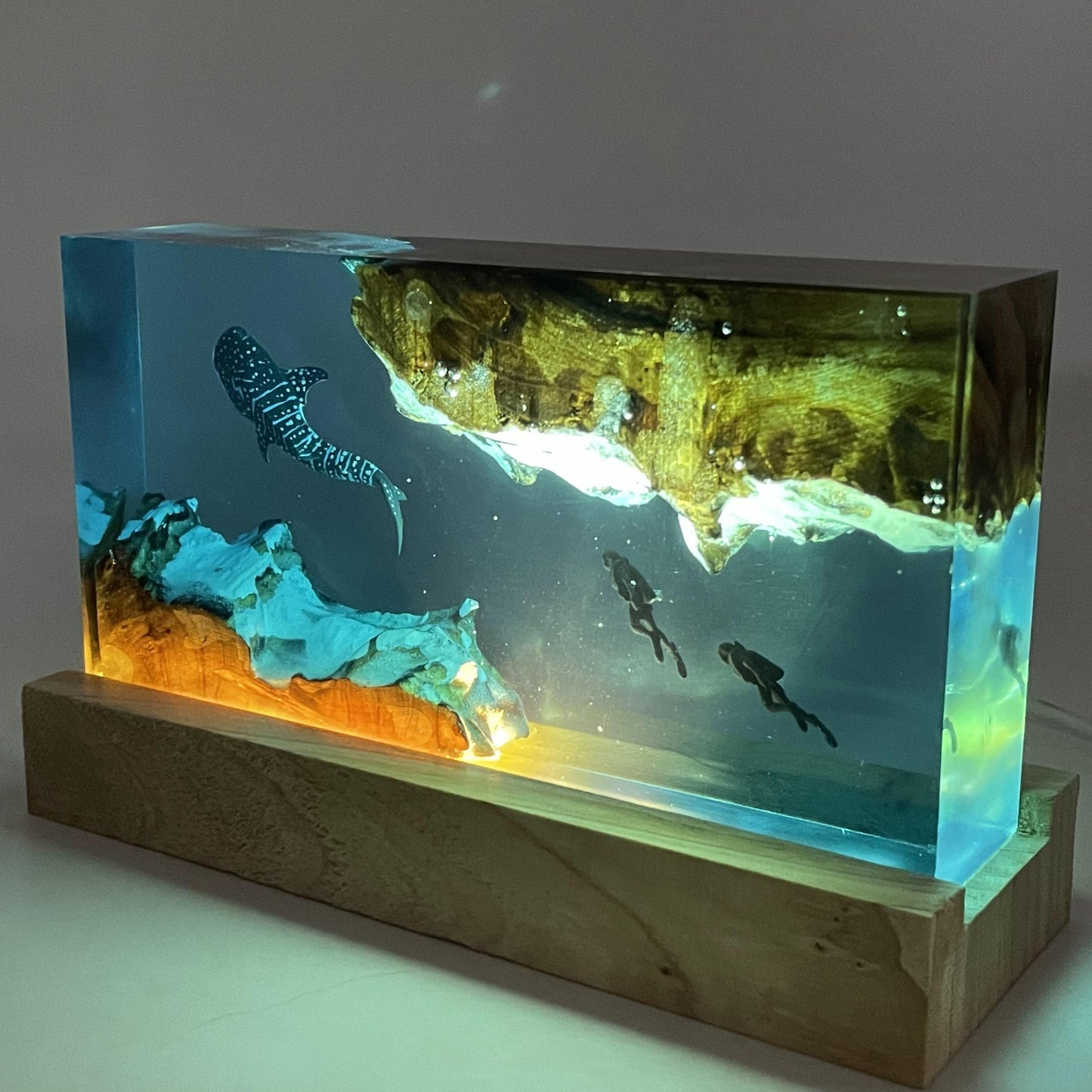 Handmade whale resin lamp, unique bedside lighting and décor for bedroom, perfect gift.