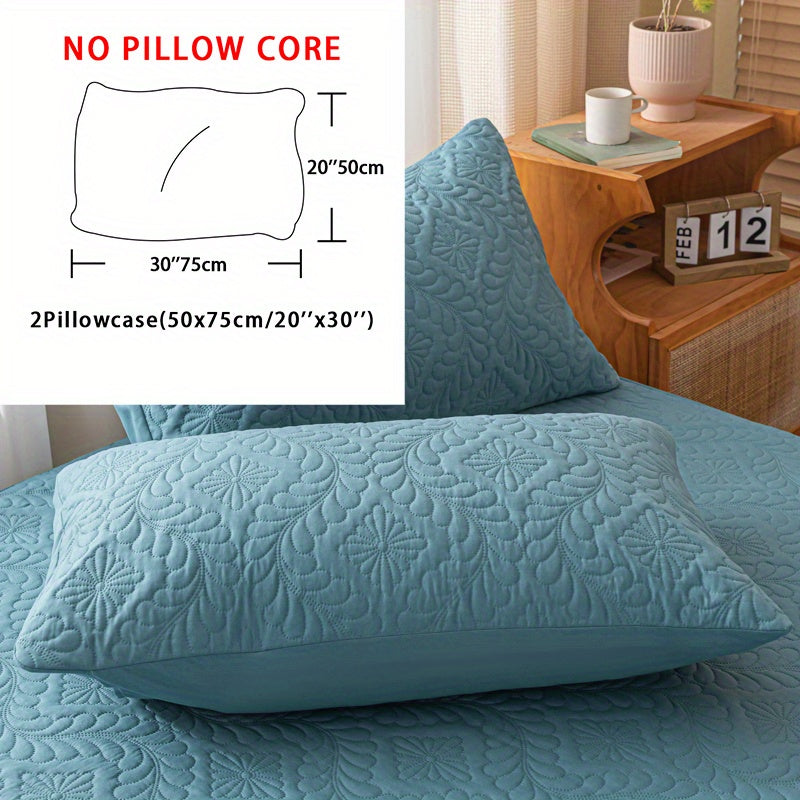 One set of two pieces of 100% waterproof mattress protector pillowcases made of 3D air bamboo fabric. The mattress cover is designed to provide cooling and is smooth, soft, and breathable. It is noiseless and washable, with a deep pocket size ranging