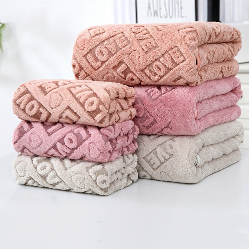 Love Textured Bath Linen Set includes a thick absorbent face towel and soft shower towel. Set comes with 1 bath towel and 1 hand towel, perfect for bathroom or home use.