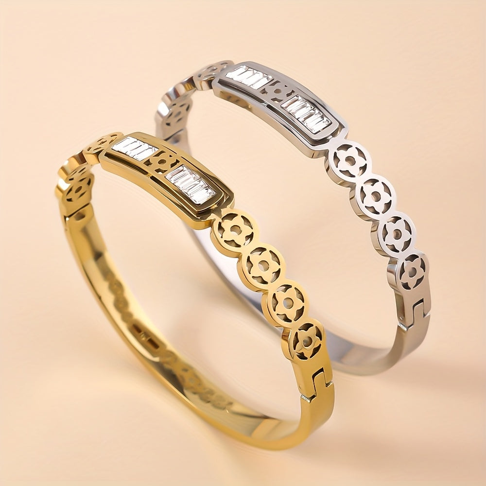 Stylish Stainless Steel Bracelet for Women, featuring a Cute Hollow-Out Design adorned with Rhinestone Accents. Versatile Snap Clasp Bangle perfect for everyday wear or as a gift. Made from durable Ti Alloy with a charming Five-pointed Star Vintage