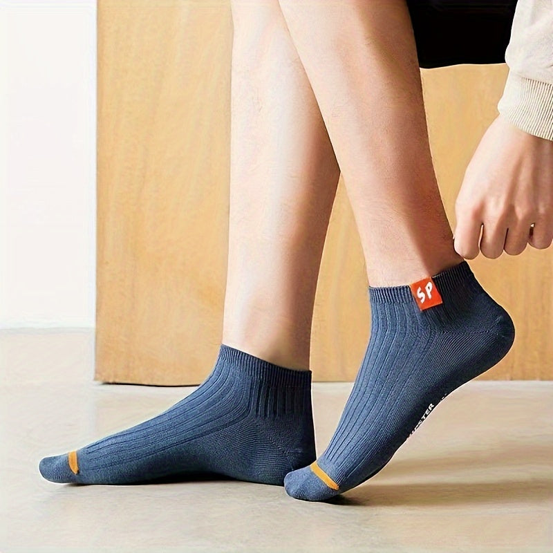 5 pairs of "SP" printed fashion sports socks, comfortable and low-cut for both men and women.