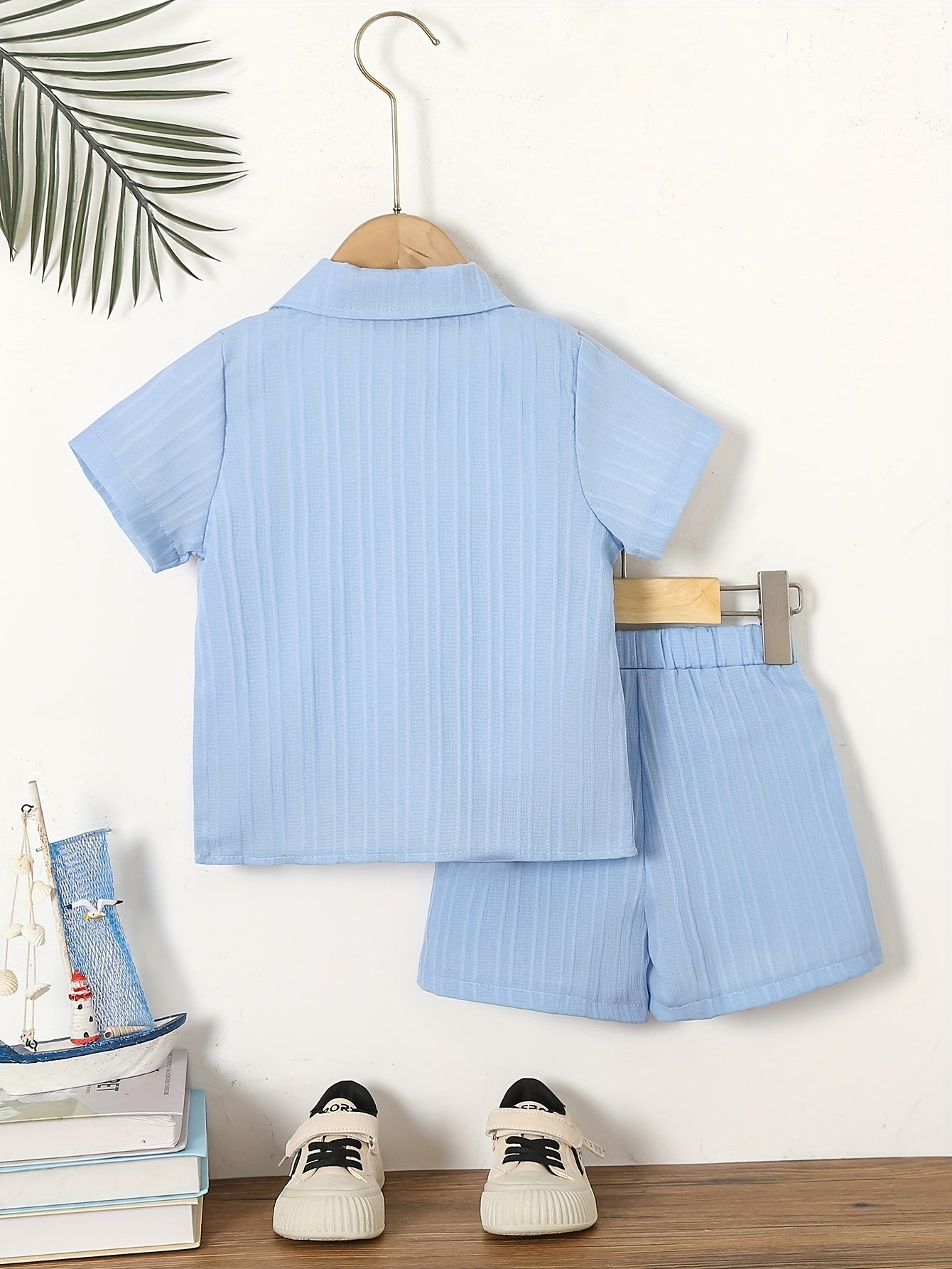 2-piece set of boy's solid color button shirt and shorts, no t-shirt included.