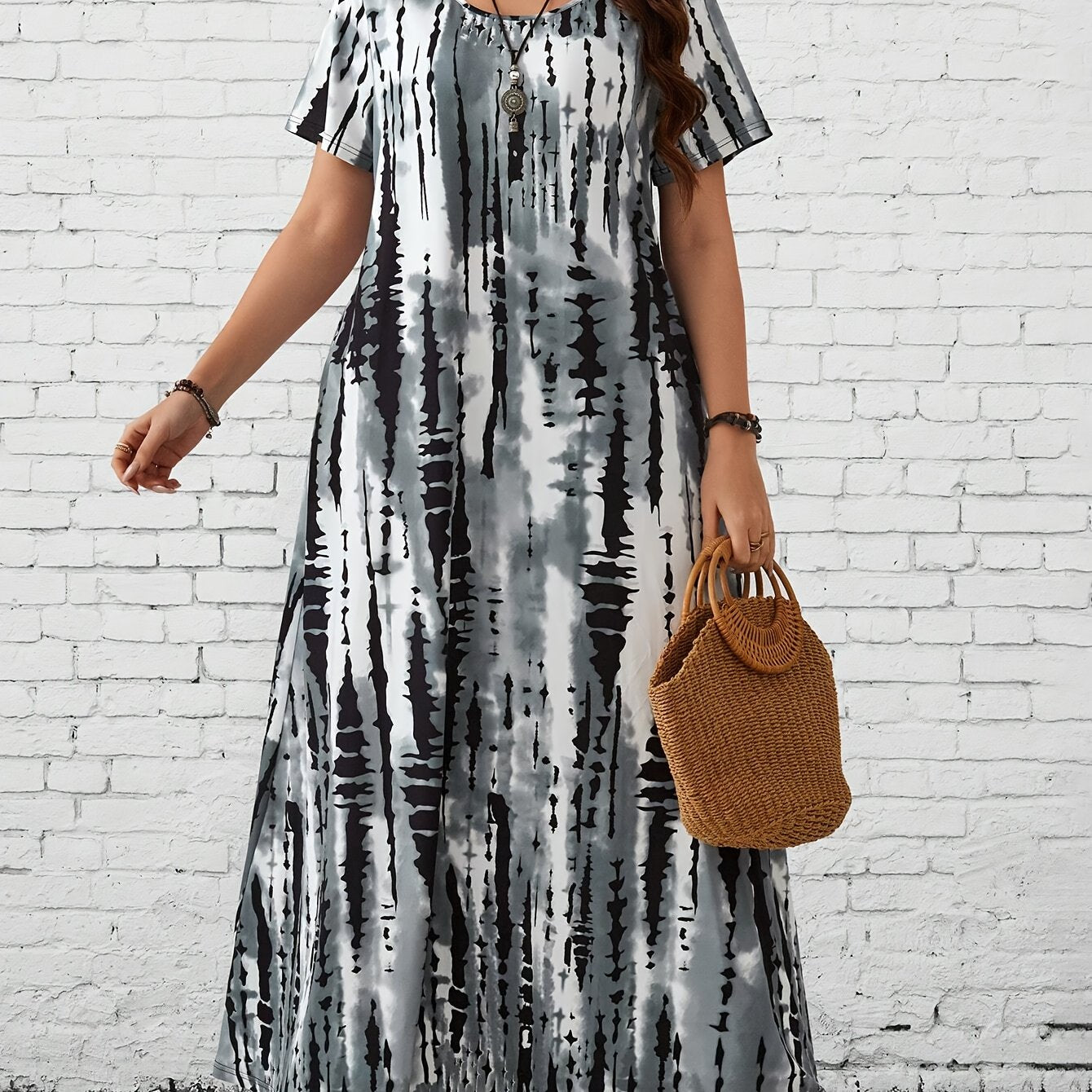 Tie Dye Maxi Dress for plus size women, perfect for Spring and Summer.