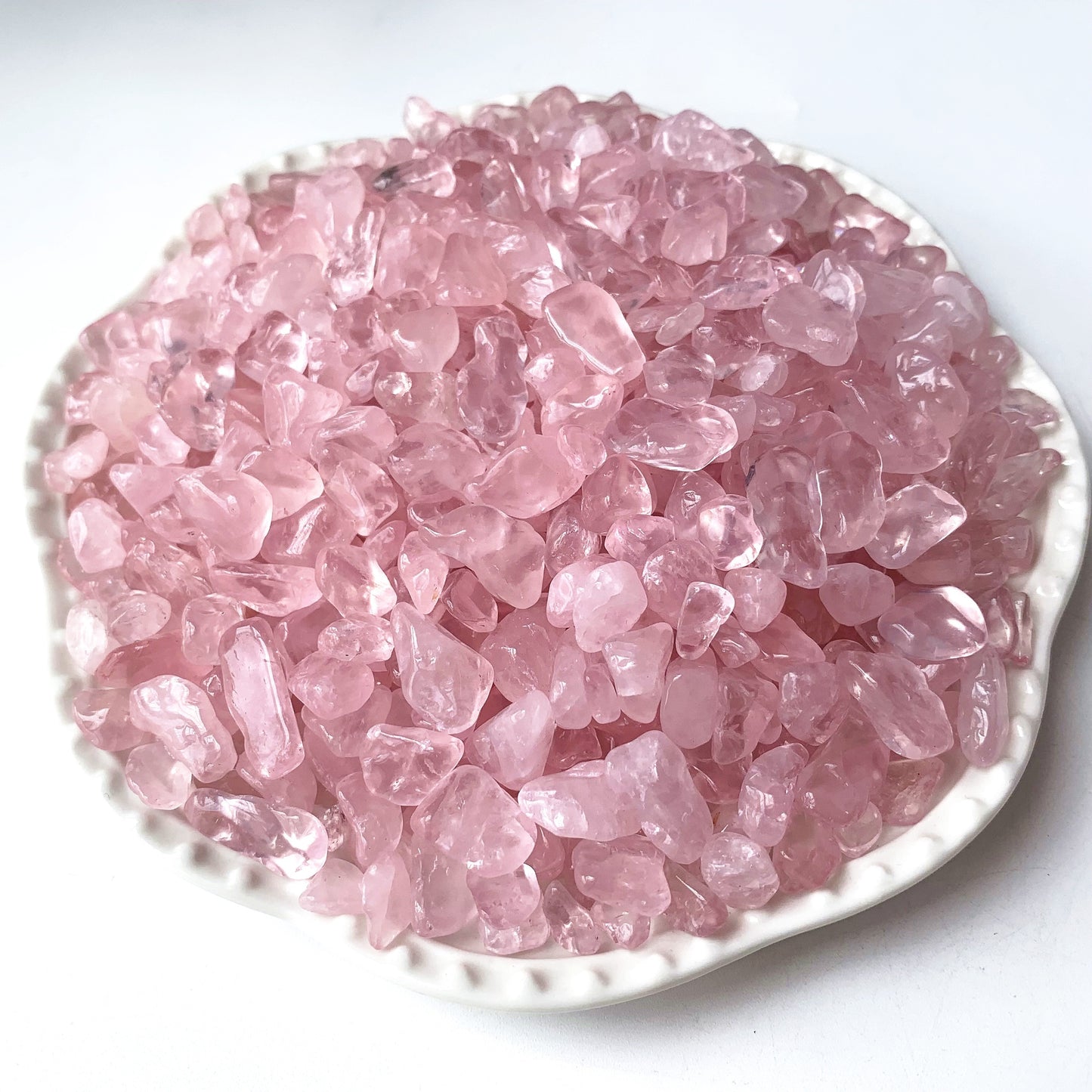 50g/100g Natural Rose Quartz Chips for Healing and Decoration in Plants, Flowerpots, Terrariums, and Fish Tanks.