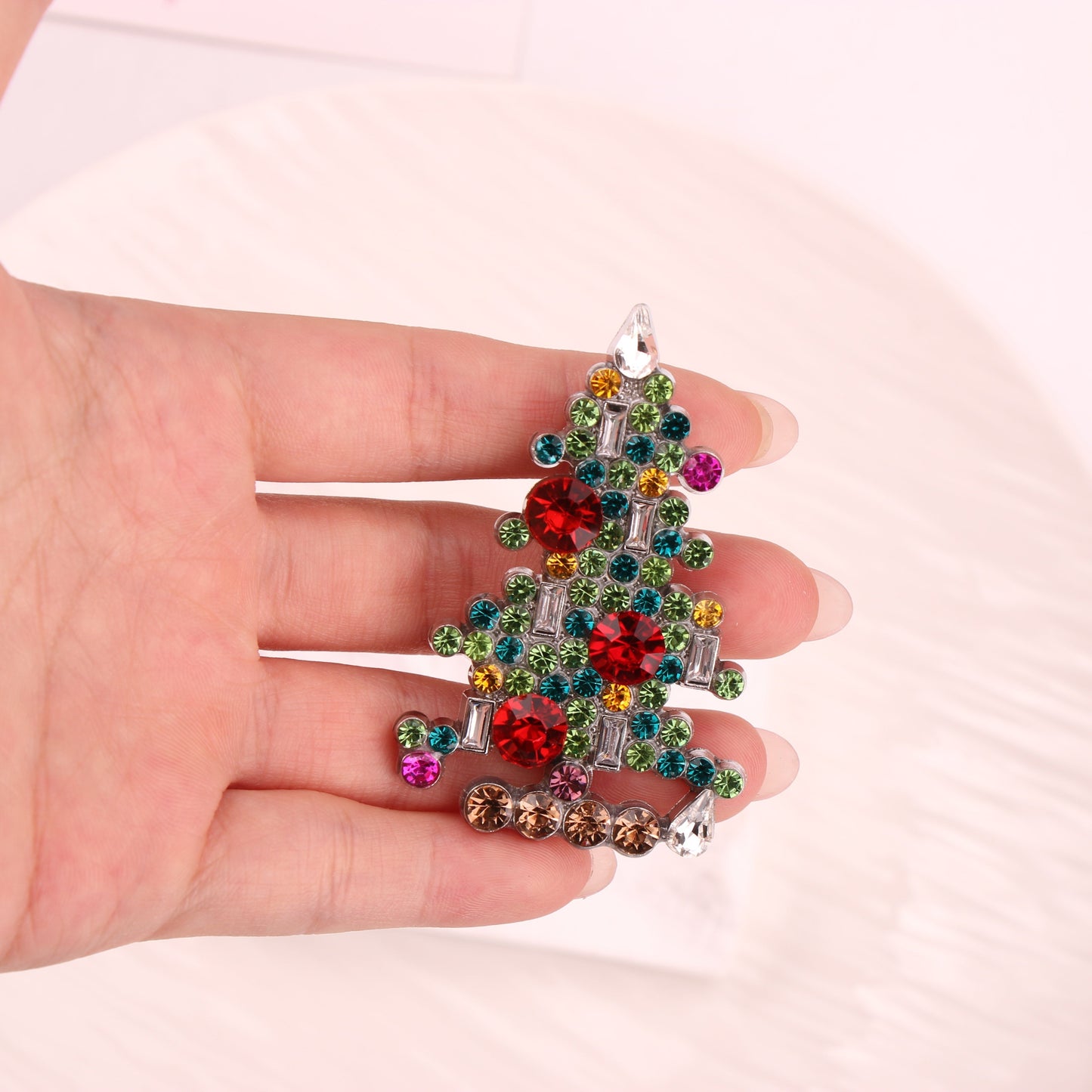 Sparkling Rhinestone Christmas Tree Brooch by ESSHPULE - Festive Corsage Pin Perfect for Holiday Outfits