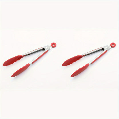 Set of 2 kitchen tongs made of stainless steel with silicone tips, along with a set of 3 meat shredder claws. These multipurpose accessories are perfect for BBQ and cooking tasks, made to handle both metal and plastic food processors.