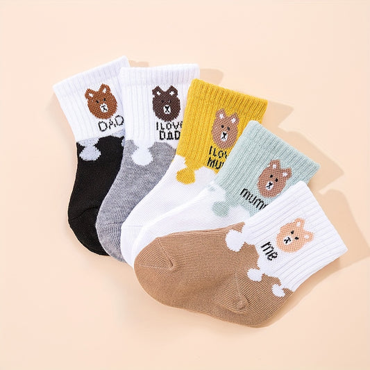 5 pairs of bear ankle socks for baby boys and girls. Soft and stretchy polyester blend, suitable for all seasons.