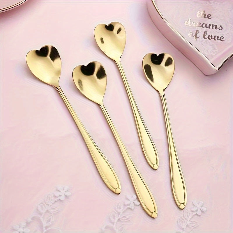 Heart-shaped stainless steel spoon set, perfect for holiday gatherings or everyday use in the kitchen or restaurant. Great for stirring desserts and coffee. Ideal for Christmas parties.