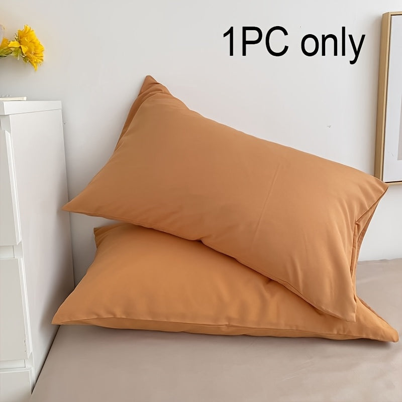 One piece set of 100% Brushed Pillowcases (Without Pillow Core) that are ultra soft and cozy, while also being wrinkle, fade, and stain resistant. Features envelope closure for easy use on bed pillow cases.