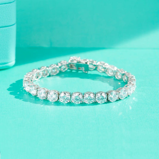 Beautiful 1ct Moissanite Tennis Bracelet - Timeless Round Cut, Ideal Present for Birthdays & Milestone Events, Sterling Silver