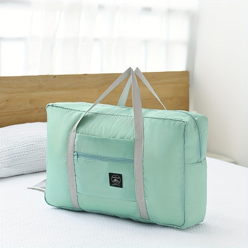 Foldable nylon travel bags with large capacity for women and waterproof handbags for men.