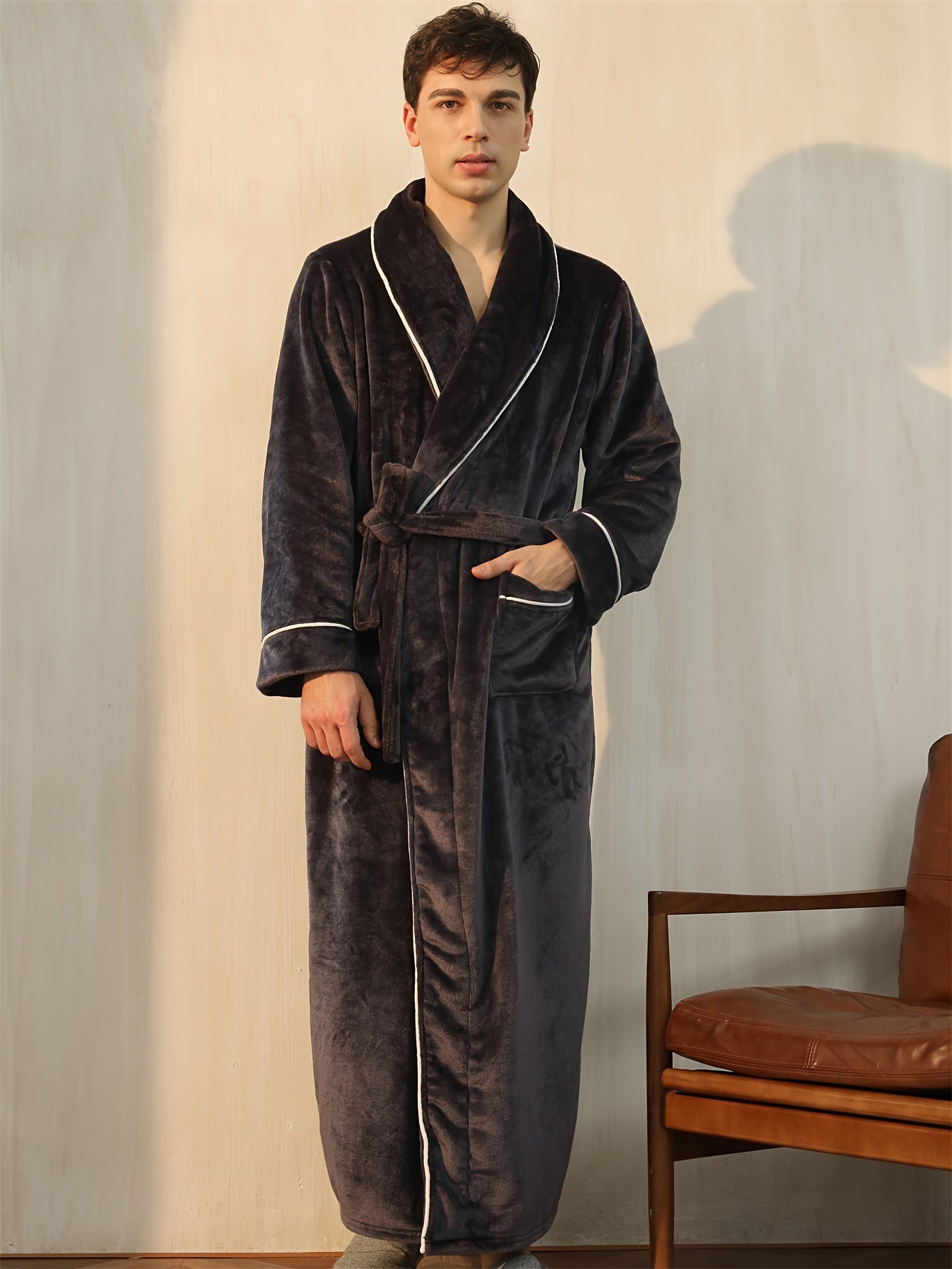 Men's simple flannel bathrobe with coral fleece lining and double side pockets for winter.